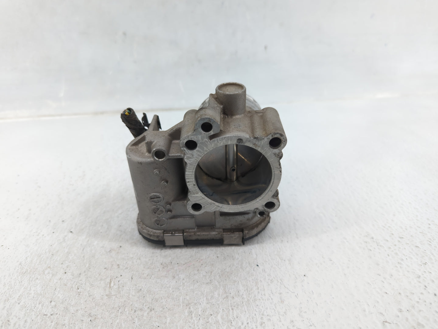 2011-2014 Ford Fiesta Throttle Body P/N:7S7G-9F991-B7A Fits Fits 2011 2012 2013 2014 OEM Used Auto Parts - Oemusedautoparts1