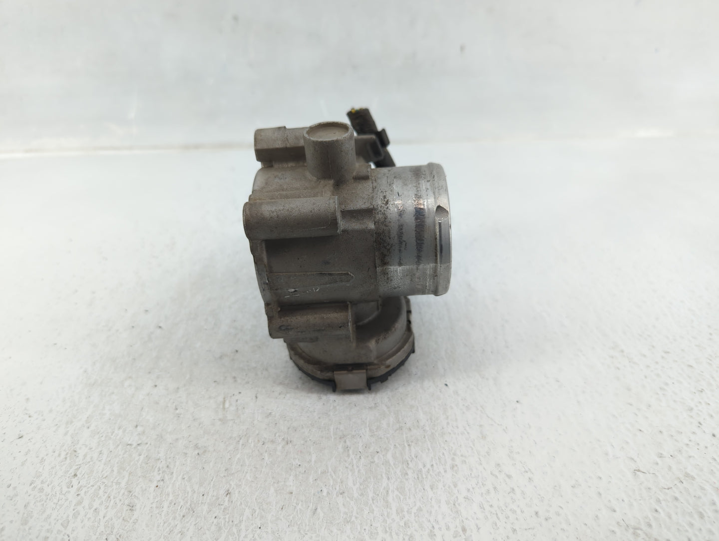 2011-2014 Ford Fiesta Throttle Body P/N:7S7G-9F991-B7A Fits Fits 2011 2012 2013 2014 OEM Used Auto Parts - Oemusedautoparts1