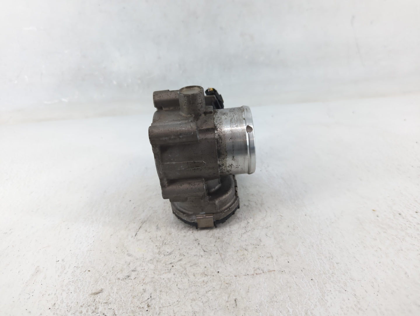 2011-2014 Ford Fiesta Throttle Body P/N:7S7G-9F991-BA Fits Fits 2011 2012 2013 2014 OEM Used Auto Parts - Oemusedautoparts1.