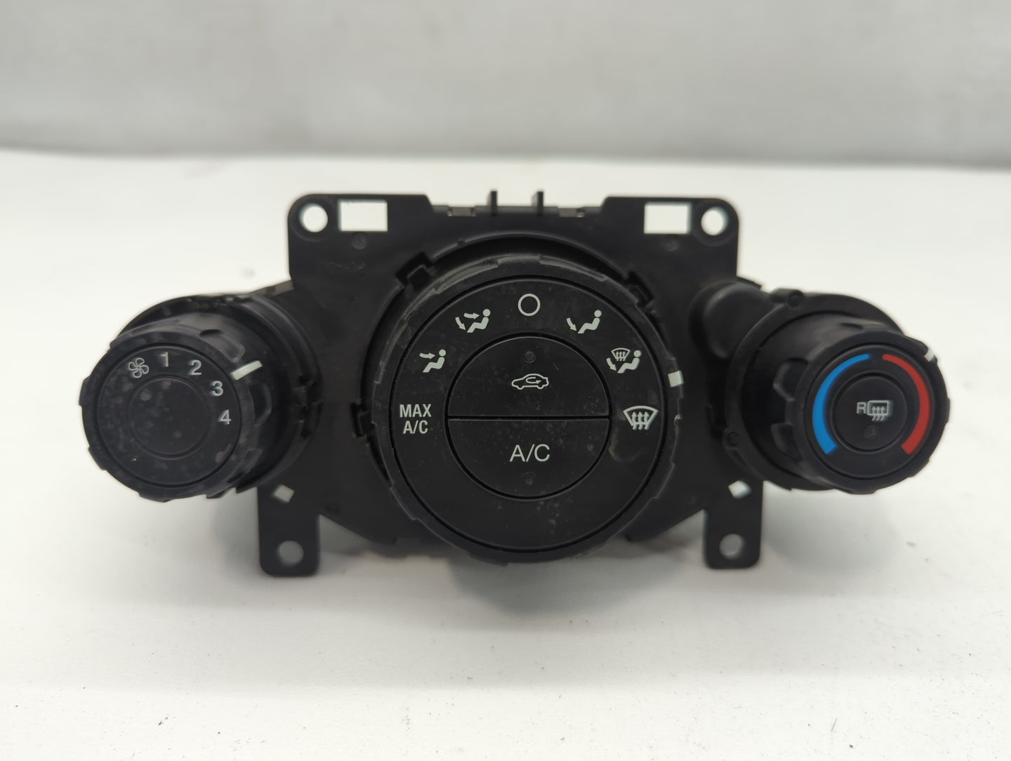 2011-2013 Ford Fiesta Climate Control Module Temperature AC/Heater Replacement P/N:100427090634 AE83 19980 AE Fits OEM Used 