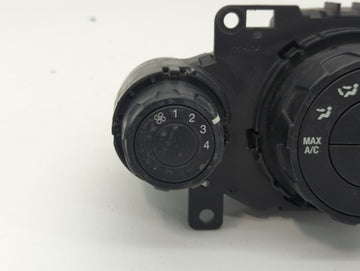 2011-2013 Ford Fiesta Climate Control Module Temperature AC/Heater Replacement P/N:100427090634 AE83 19980 AE Fits OEM Used Auto Parts