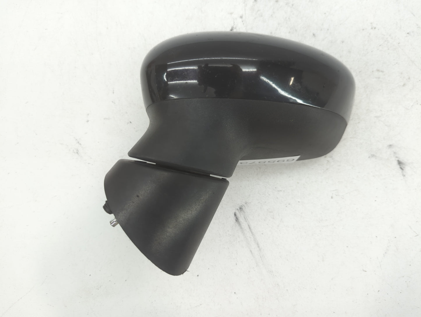 2011-2013 Ford Fiesta Driver Side View Mirror - Left Door Mirror OEM Used - Oemusedautoparts1.com