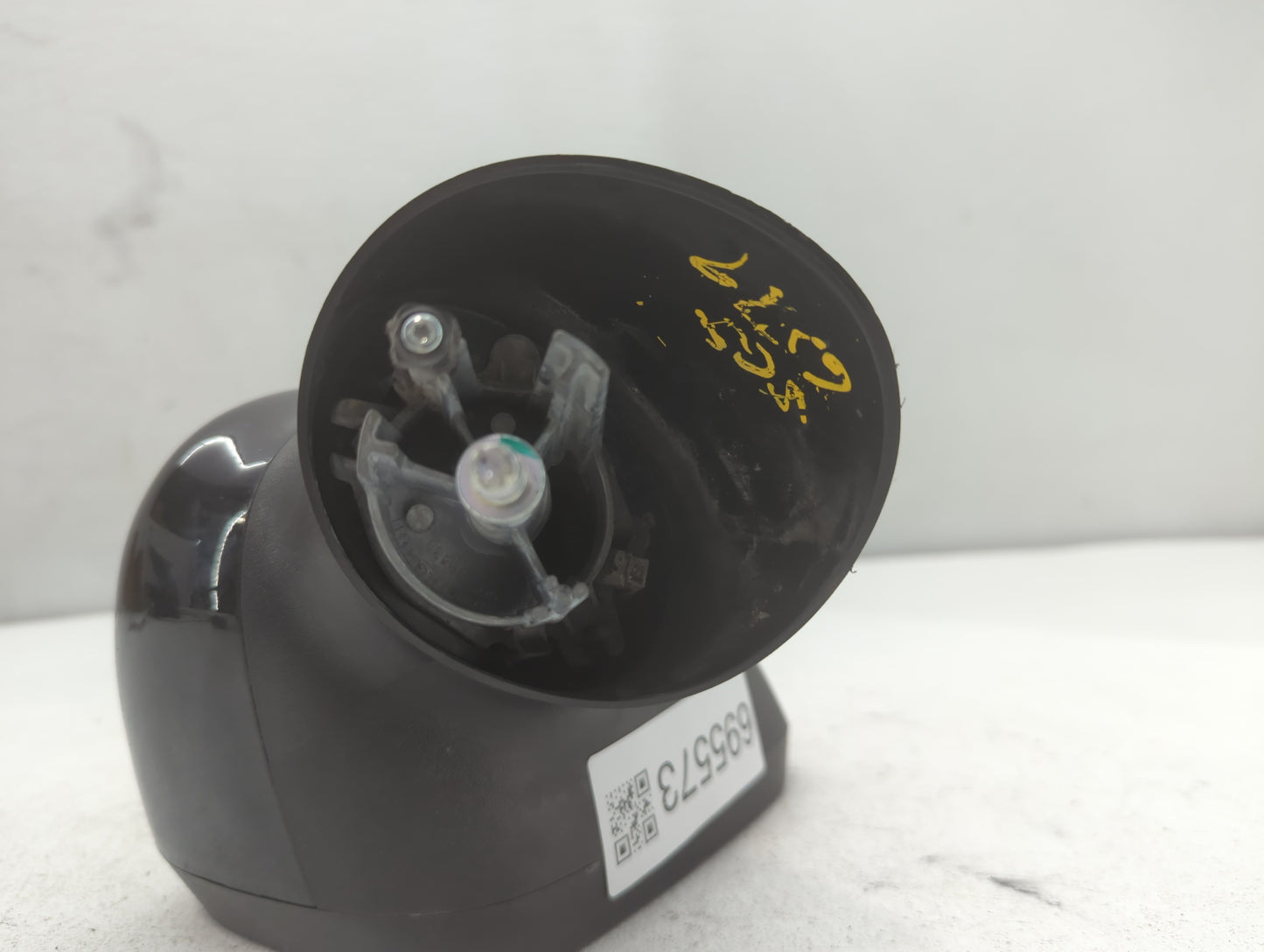 2011-2013 Ford Fiesta Driver Side View Mirror - Left Door Mirror OEM Used - Oemusedautoparts1.com