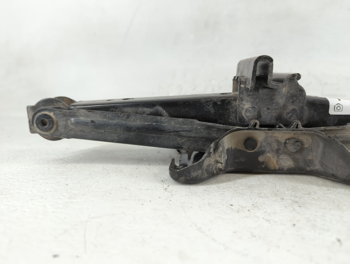 2011 Ford Fiesta Spare Scissor Car Jack - Oemusedautoparts1.com