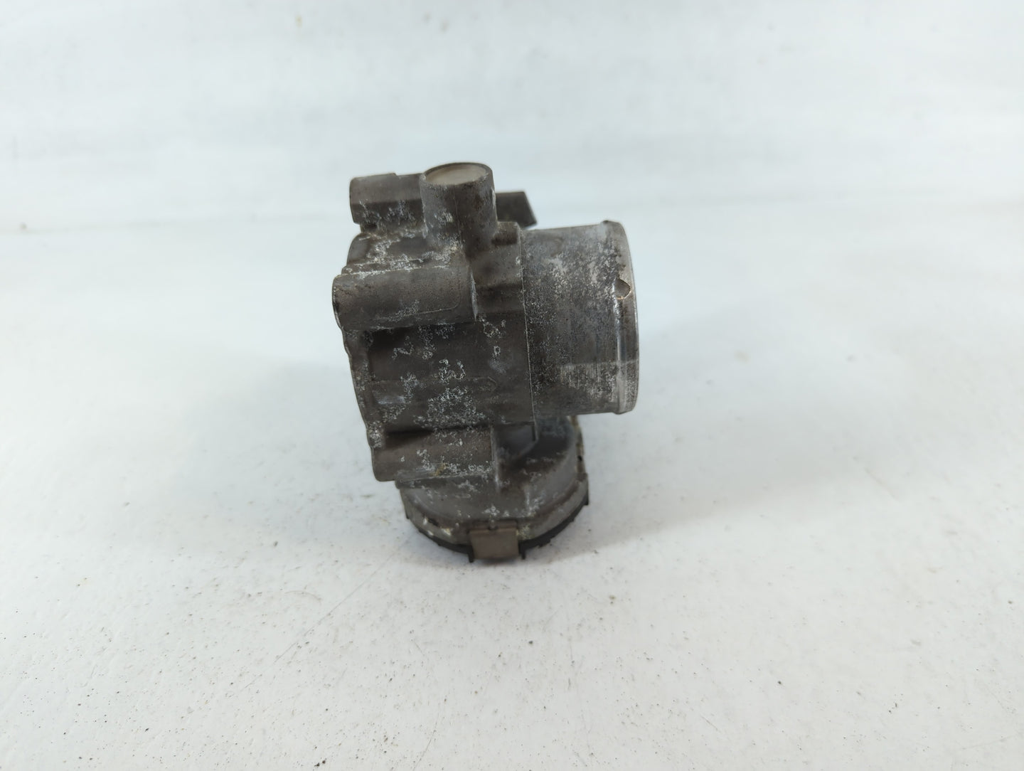 2011-2014 Ford Fiesta Throttle Body P/N:7S7G-9F991-B7A Fits Fits 2011 2012 2013 2014 OEM Used Auto Parts - Oemusedautoparts1
