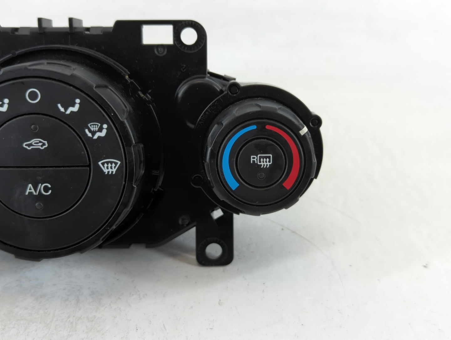 2011-2013 Ford Fiesta Climate Control Module Temperature AC/Heater Replacement P/N:AE83 19980 AE Fits Fits 2011 2012 2013 OE