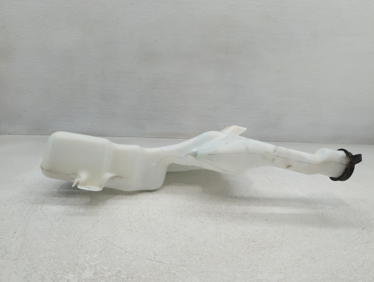 2011-2019 Ford Fiesta Windshield Washer Fluid Reservoir Bottle Oem - Oemusedautoparts1.com