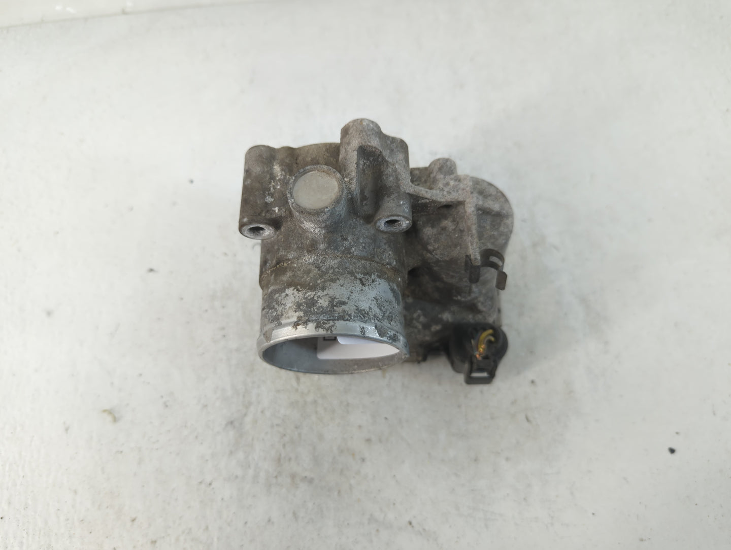2011-2014 Ford Fiesta Throttle Body P/N:7S7G-9F991-B7A Fits Fits 2011 2012 2013 2014 OEM Used Auto Parts - Oemusedautoparts1