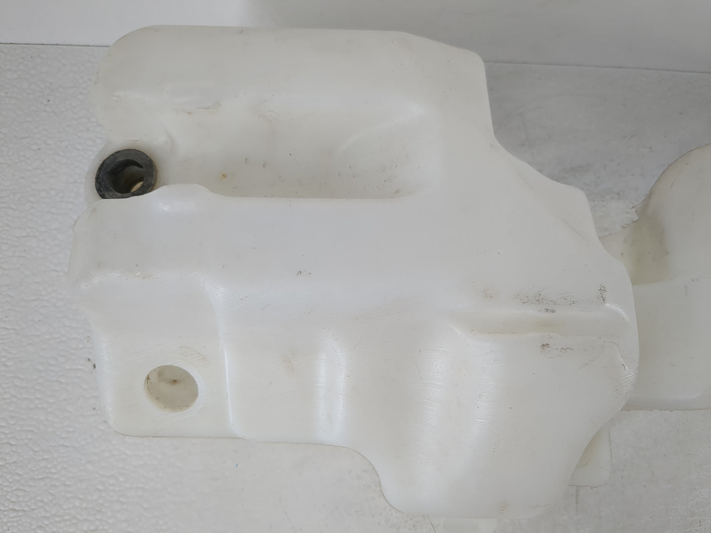 2009-2012 Ford Flex Windshield Washer Fluid Reservoir Bottle Oem - Oemusedautoparts1.com