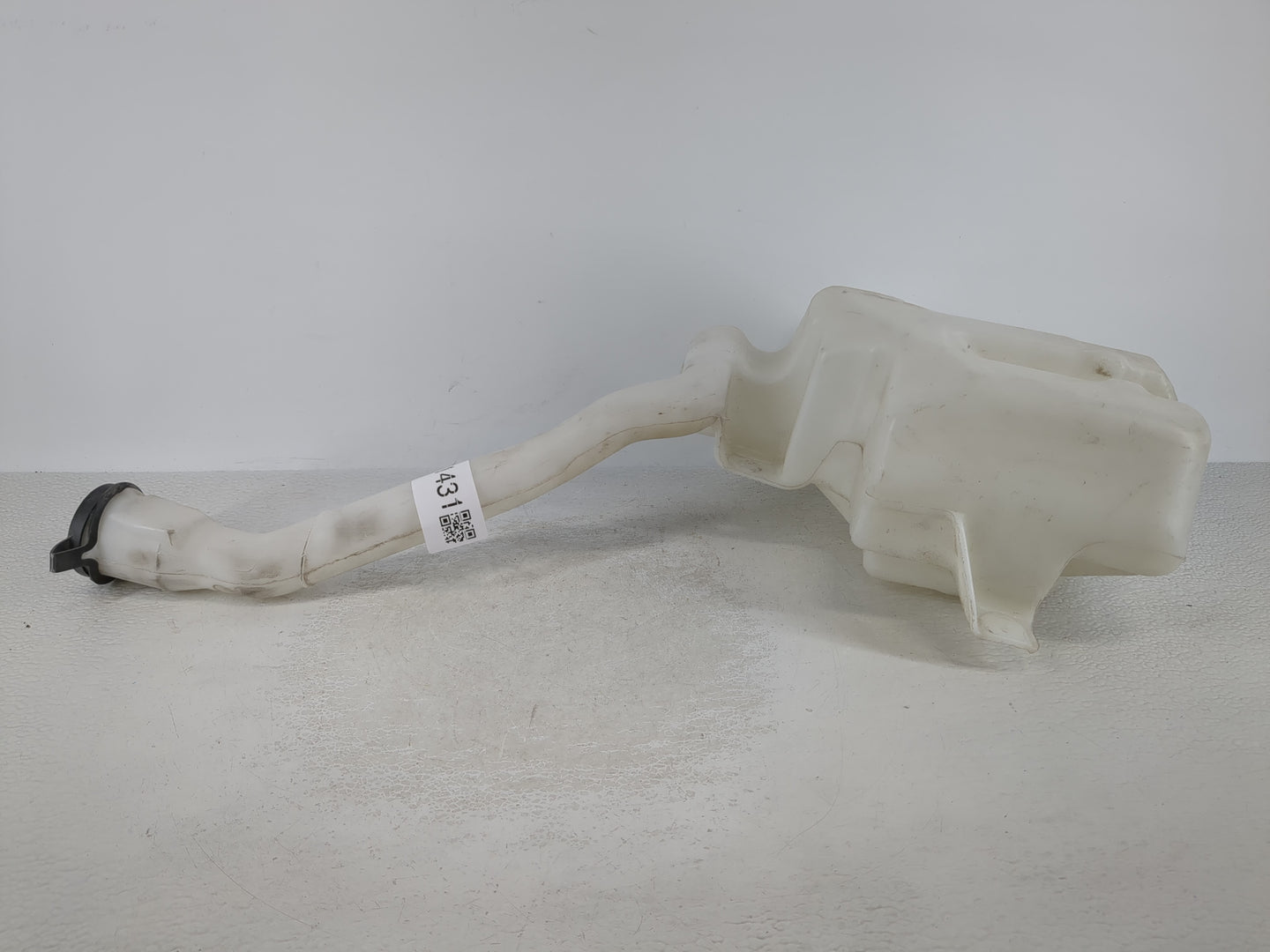 2009-2012 Ford Flex Windshield Washer Fluid Reservoir Bottle Oem - Oemusedautoparts1.com