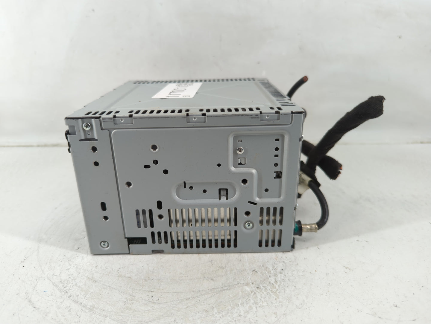 2011-2012 Ford Flex Radio AM FM Cd Player Receiver Replacement P/N:BA8T-19C107-AA CA8T-19C157-AA Fits Fits 2011 2012 OEM Use