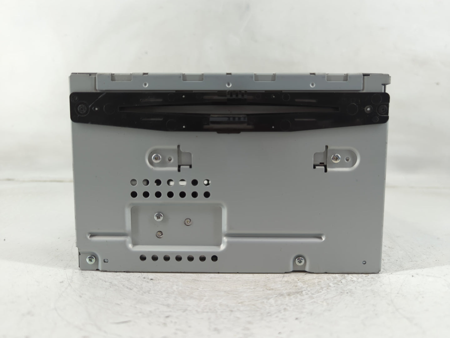2011-2012 Ford Flex Radio AM FM Cd Player Receiver Replacement P/N:BABT-19C158-AB Fits Fits 2011 2012 OEM Used Auto Parts - 