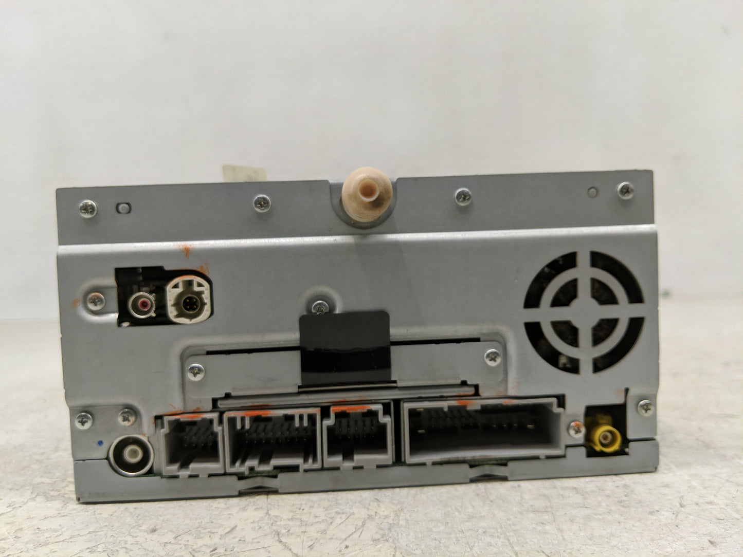 2011-2012 Ford Flex Radio AM FM Cd Player Receiver Replacement P/N:BA8T 19C156BB Fits Fits 2011 2012 OEM Used Auto Parts - O