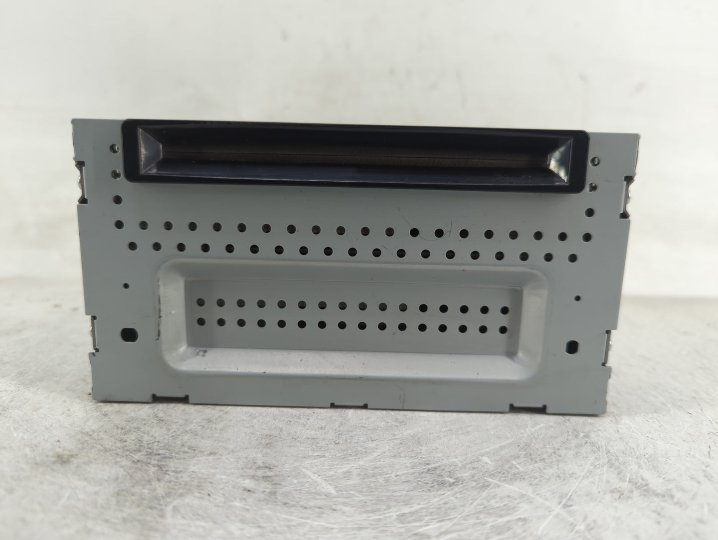 2011-2012 Ford Flex Radio AM FM Cd Player Receiver Replacement P/N:BA8T 19C156 BB Fits Fits 2011 2012 OEM Used Auto Parts - 