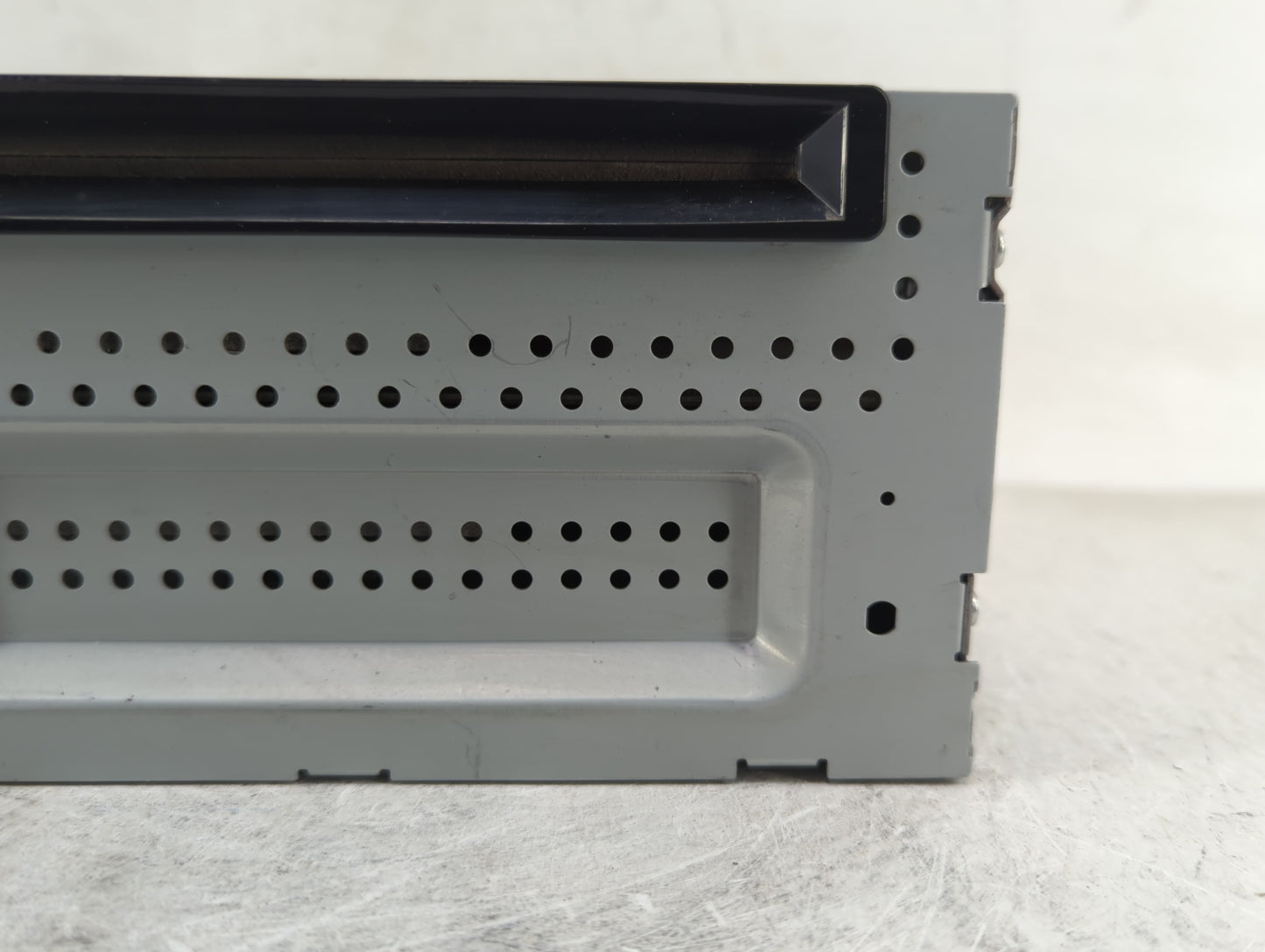 2011-2012 Ford Flex Radio AM FM Cd Player Receiver Replacement P/N:BA8T 19C156 BB Fits Fits 2011 2012 OEM Used Auto Parts - 