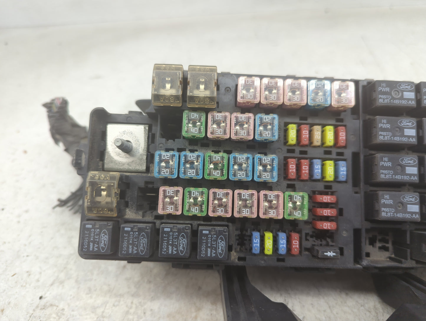 2009-2012 Ford Flex Fusebox Fuse Box Panel Relay Module P/N:AG1T-14A003-AA Fits Fits 2009 2010 2011 2012 OEM Used Auto Parts