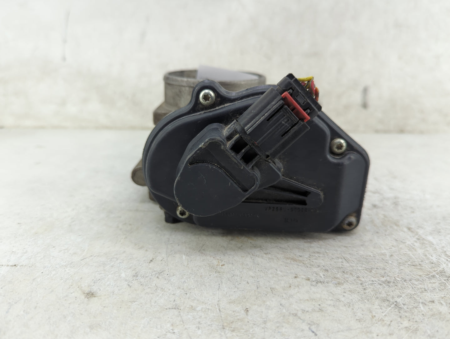 2011 Ford Flex Throttle Body P/N:3849916F9E-AA Fits OEM Used Auto Parts - Oemusedautoparts1.com