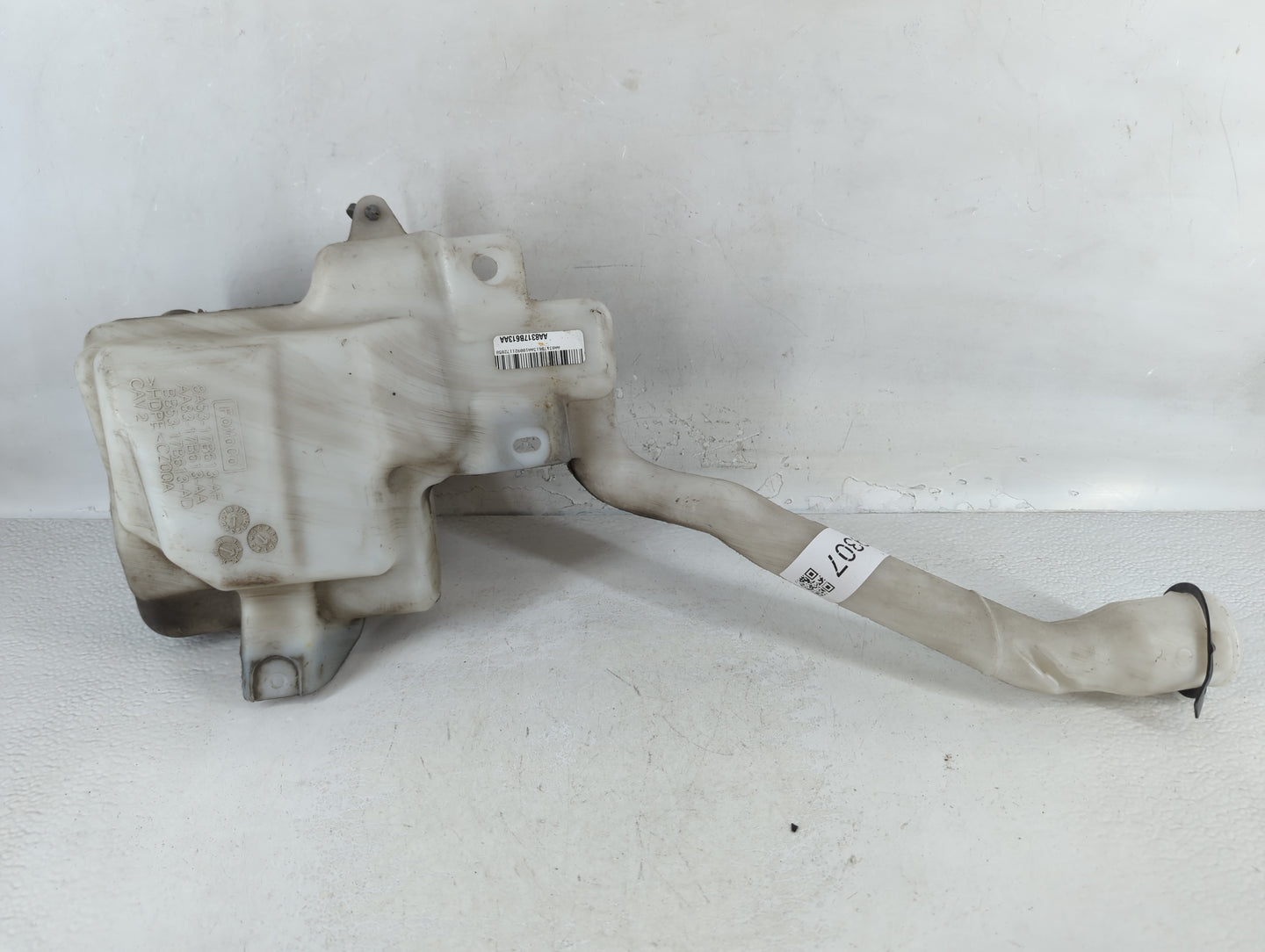 2009-2012 Ford Flex Windshield Washer Fluid Reservoir Bottle Oem - Oemusedautoparts1.com