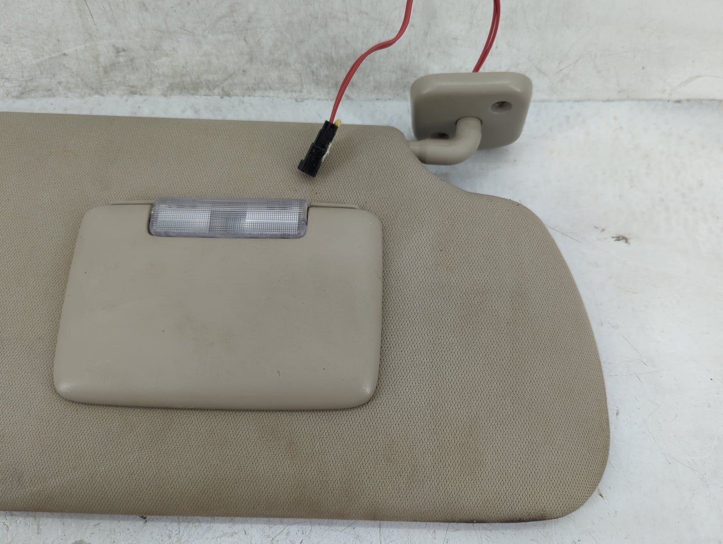 2009-2012 Ford Flex Sun Visor Shade Replacement Passenger Right Mirror Fits Fits 2009 2010 2011 2012 OEM Used Auto Parts - O