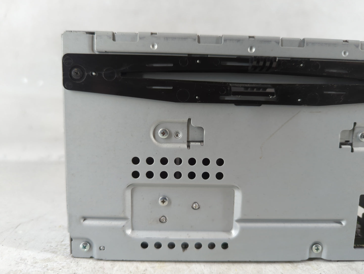 2011 Ford Flex Radio AM FM Cd Player Receiver Replacement P/N:BA8T-19C158-AA Fits OEM Used Auto Parts - Oemusedautoparts1.co