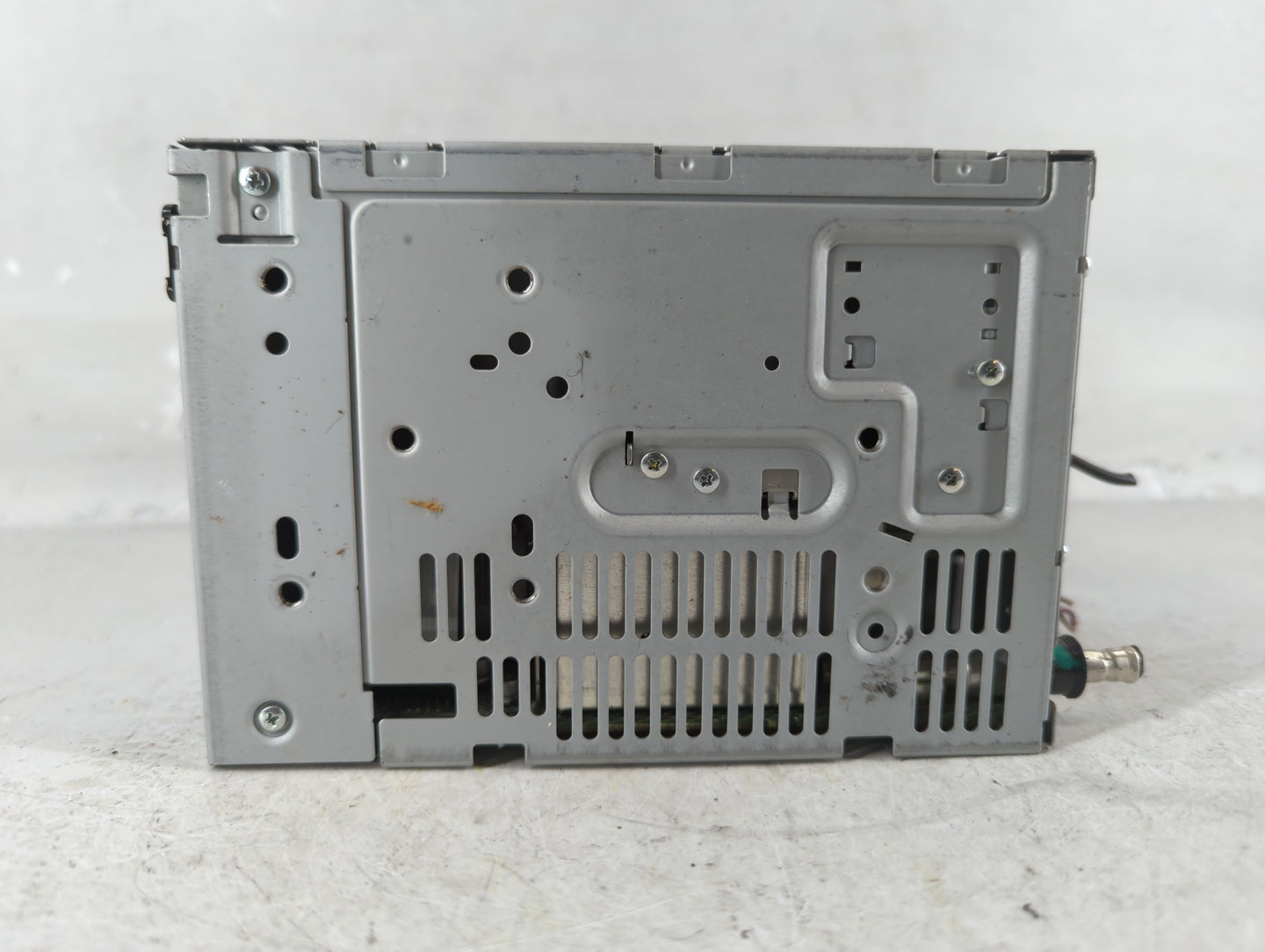 2011 Ford Flex Radio AM FM Cd Player Receiver Replacement P/N:BA8T-19C158-AA Fits OEM Used Auto Parts - Oemusedautoparts1.co