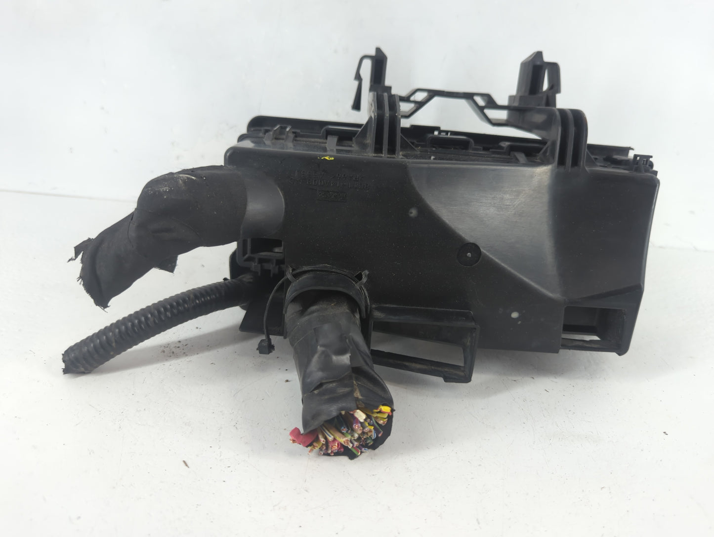 2009-2012 Ford Flex Fusebox Fuse Box Panel Relay Module Fits Fits 2009 2010 2011 2012 OEM Used Auto Parts - Oemusedautoparts
