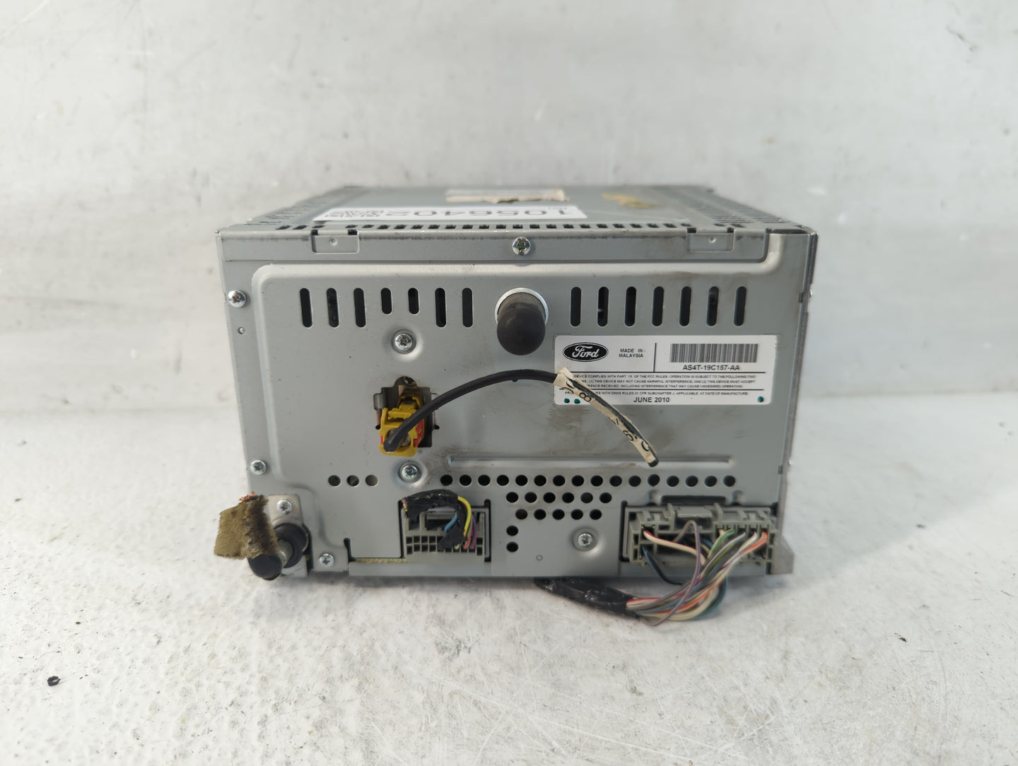 2010-2011 Ford Focus Radio AM FM Cd Player Receiver Replacement P/N:AS4T-19C157-AA Fits Fits 2010 2011 OEM Used Auto Parts -