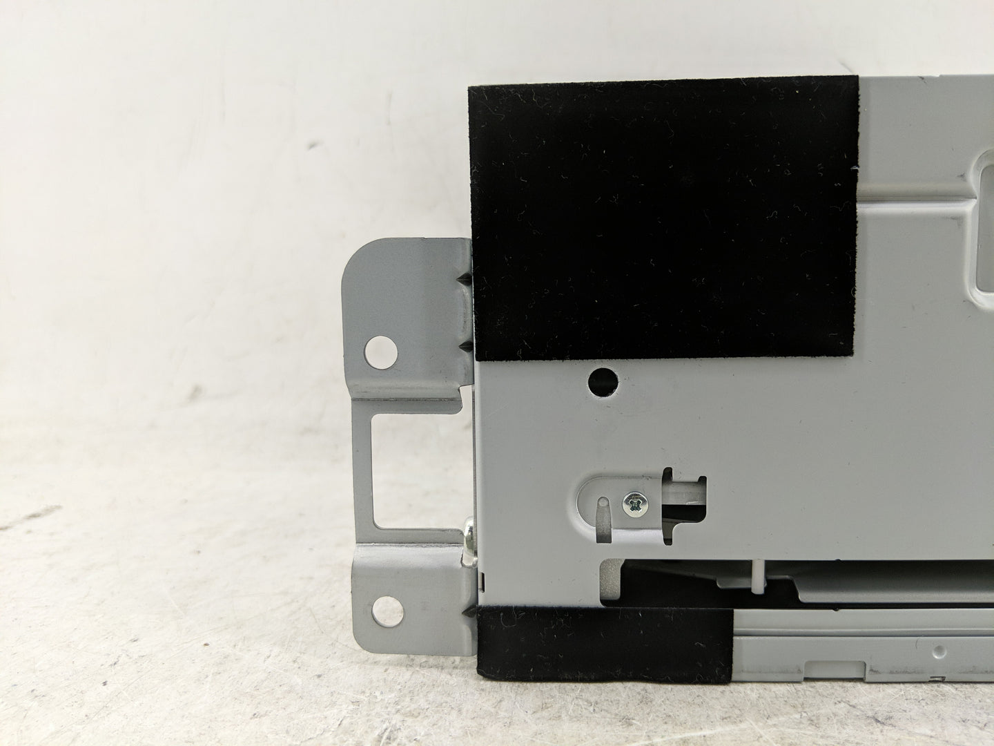 2010-2011 Ford Focus Radio AM FM Cd Player Receiver Replacement P/N:AS4T-19C157-AA Fits Fits 2010 2011 OEM Used Auto Parts -