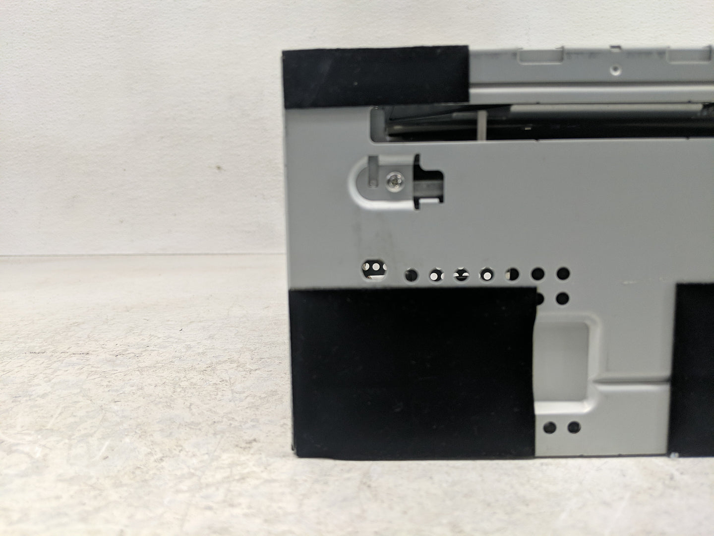 2010-2011 Ford Focus Radio AM FM Cd Player Receiver Replacement P/N:AS4T-19C157-AA Fits Fits 2010 2011 OEM Used Auto Parts -