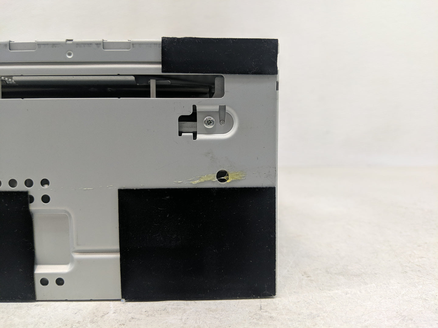 2010-2011 Ford Focus Radio AM FM Cd Player Receiver Replacement P/N:AS4T-19C157-AA Fits Fits 2010 2011 OEM Used Auto Parts -