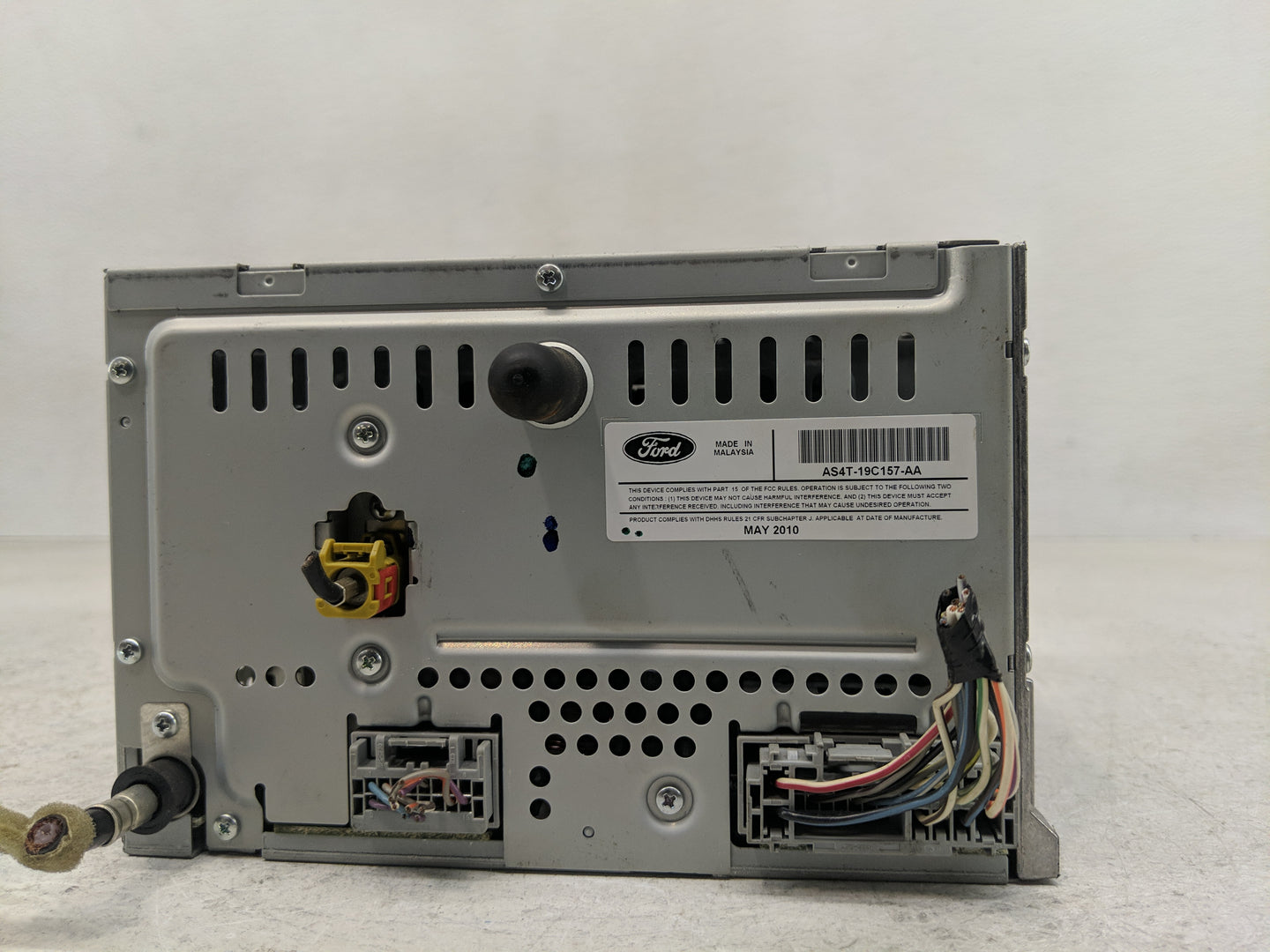 2010-2011 Ford Focus Radio AM FM Cd Player Receiver Replacement P/N:AS4T-19C157-AA Fits Fits 2010 2011 OEM Used Auto Parts -