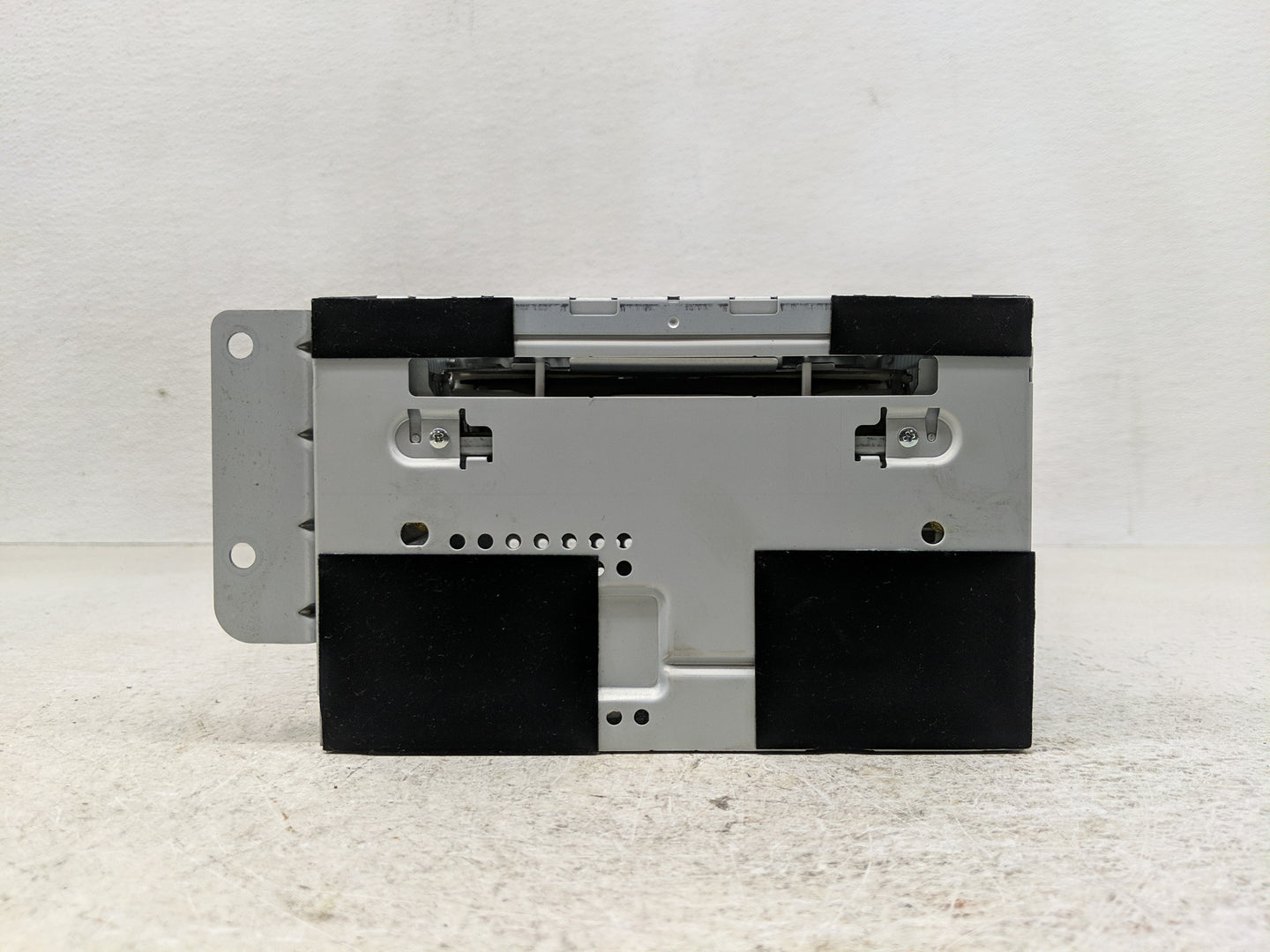 2010-2011 Ford Focus Radio AM FM Cd Player Receiver Replacement P/N:AS4T18C869DA Fits Fits 2010 2011 OEM Used Auto Parts - O