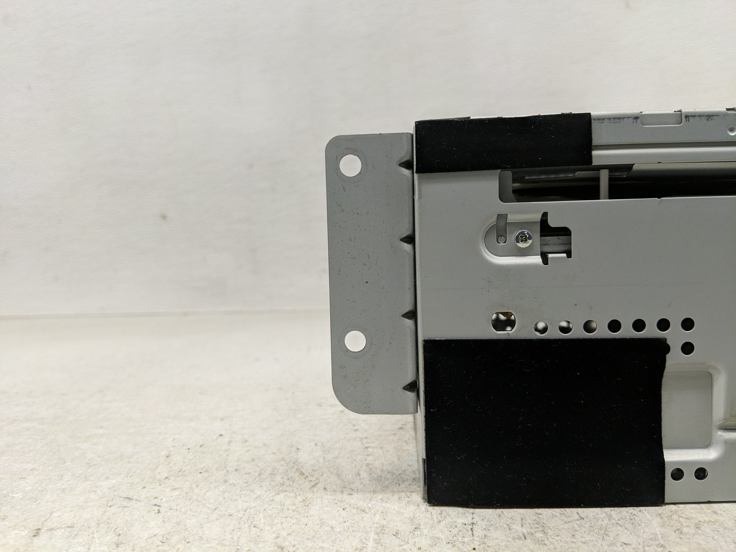 2010-2011 Ford Focus Radio AM FM Cd Player Receiver Replacement P/N:AS4T18C869DA Fits Fits 2010 2011 OEM Used Auto Parts - O