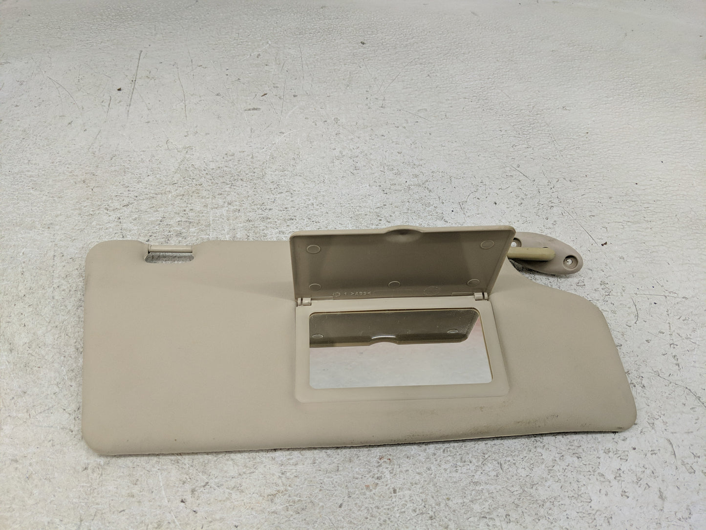 2008-2011 Ford Focus Sun Visor Shade Replacement Passenger Right Mirror Fits Fits 2008 2009 2010 2011 OEM Used Auto Parts - 