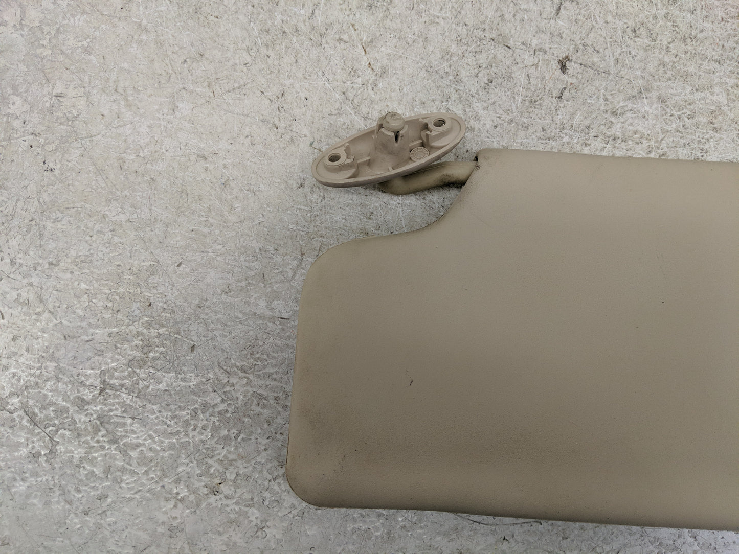 2008-2011 Ford Focus Sun Visor Shade Replacement Passenger Right Mirror Fits Fits 2008 2009 2010 2011 OEM Used Auto Parts - 