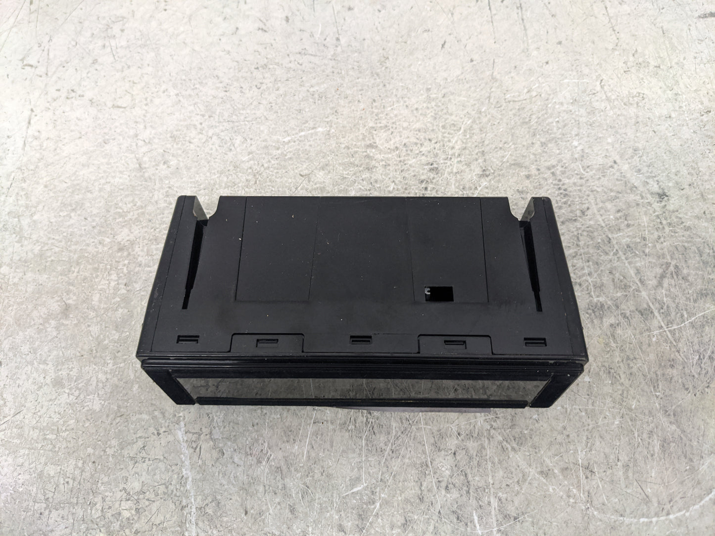 2010-2011 Ford Focus Radio AM FM Cd Player Receiver Replacement P/N:BS4T-19C116-AA Fits Fits 2010 2011 OEM Used Auto Parts -
