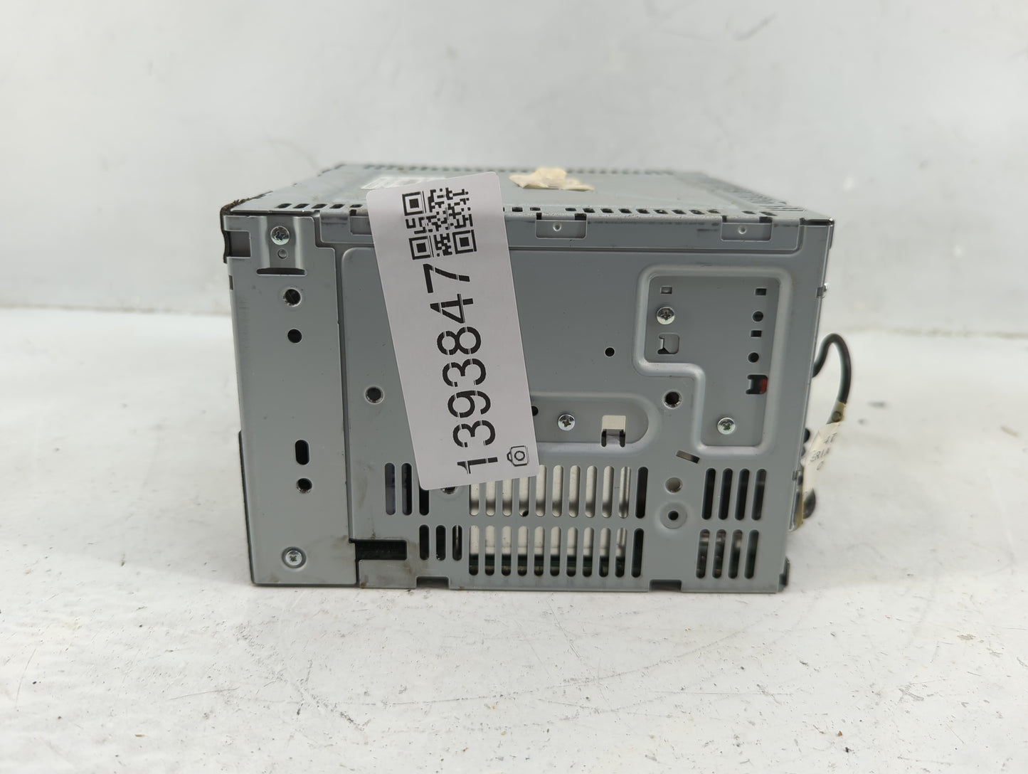 2010-2011 Ford Focus Radio AM FM Cd Player Receiver Replacement P/N:AS4T-18D822-AA Fits Fits 2010 2011 OEM Used Auto Parts -