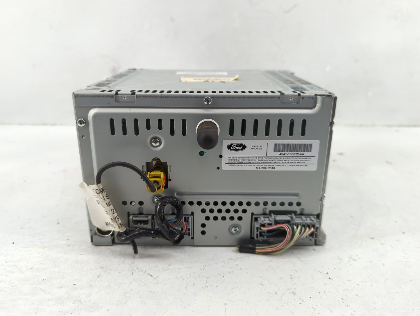 2010-2011 Ford Focus Radio AM FM Cd Player Receiver Replacement P/N:AS4T-18D822-AA Fits Fits 2010 2011 OEM Used Auto Parts -