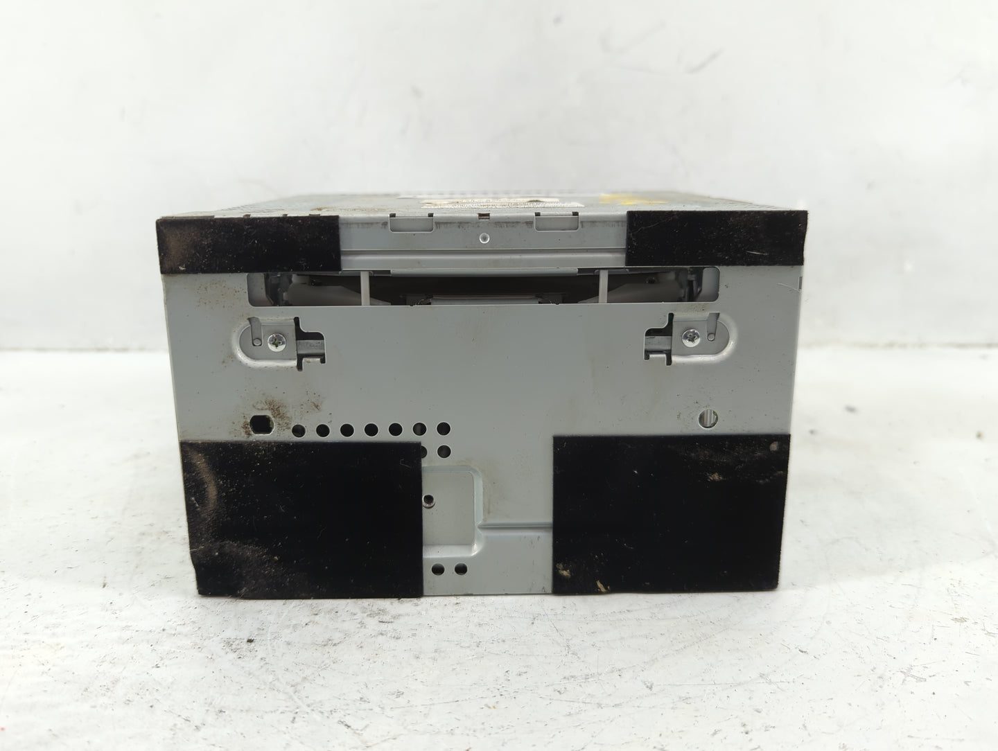 2010-2011 Ford Focus Radio AM FM Cd Player Receiver Replacement P/N:AS4T-19C107-AA Fits Fits 2010 2011 OEM Used Auto Parts -