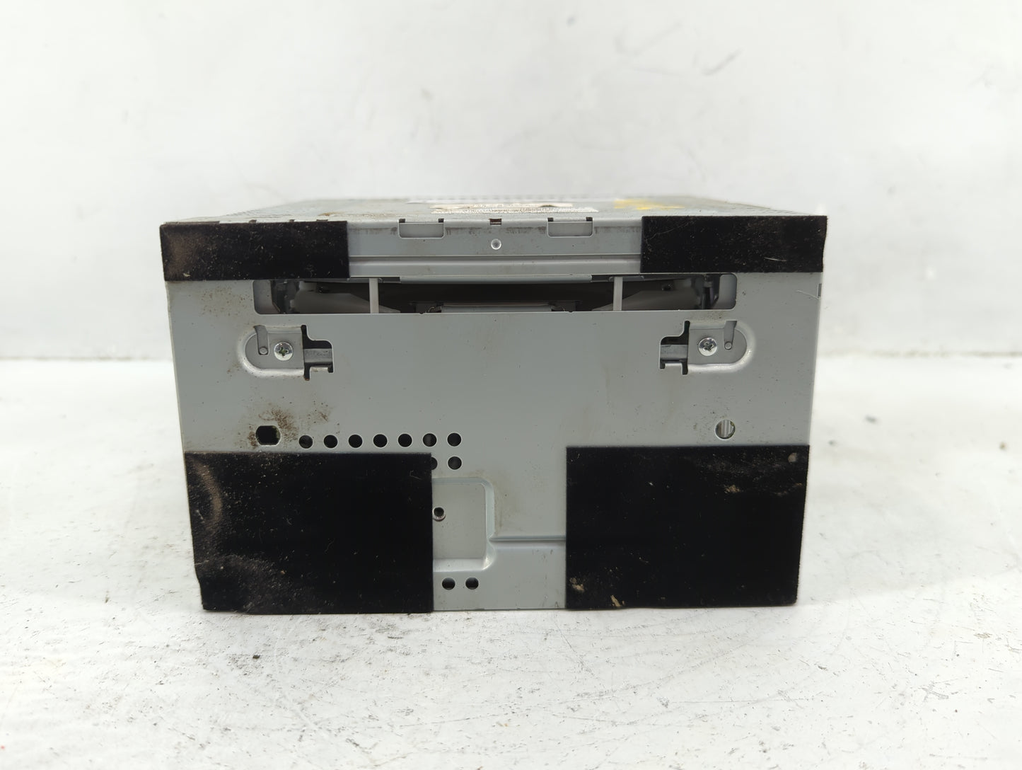 2010-2011 Ford Focus Radio AM FM Cd Player Receiver Replacement P/N:AS4T-19C107-AA Fits Fits 2010 2011 OEM Used Auto Parts -