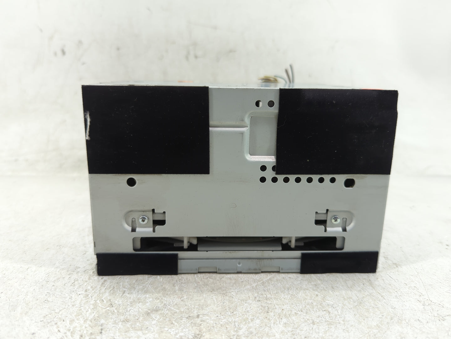 2010-2011 Ford Focus Radio AM FM Cd Player Receiver Replacement P/N:AS4T-19C157-AA Fits Fits 2010 2011 OEM Used Auto Parts -