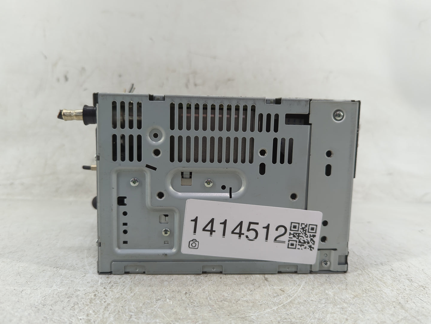 2010-2011 Ford Focus Radio AM FM Cd Player Receiver Replacement P/N:AS4T-19C157-AA Fits Fits 2010 2011 OEM Used Auto Parts -