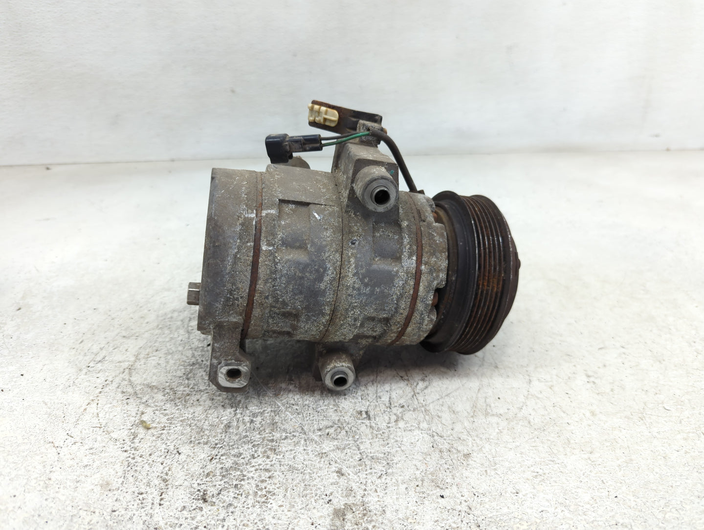 2008-2011 Ford Focus Air Conditioning A/c Ac Compressor Oem - Oemusedautoparts1.com