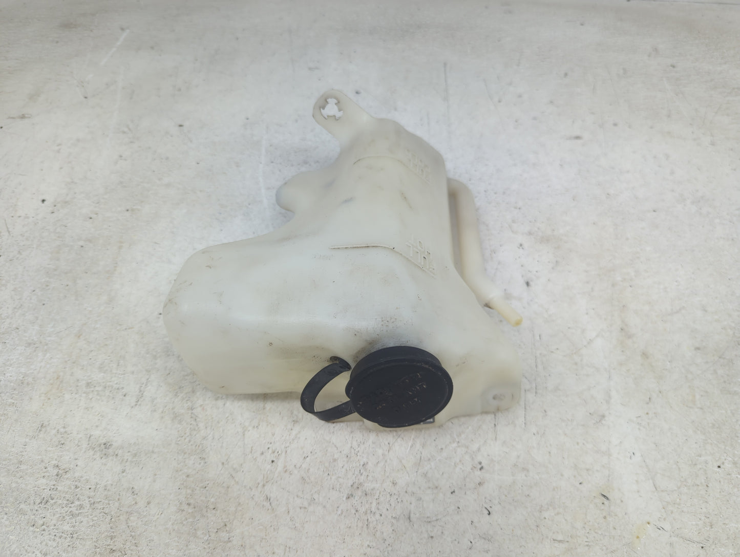 2008-2011 Ford Focus Radiator Coolant Overflow Expansion Tank Bottle - Oemusedautoparts1.com