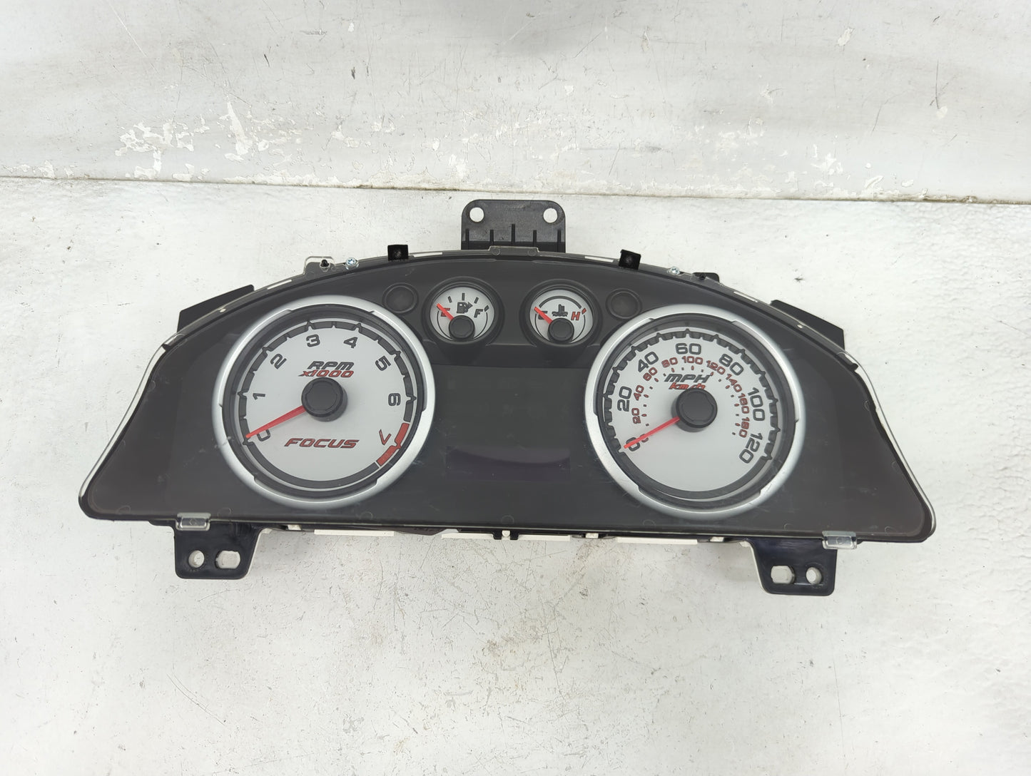 2010-2011 Ford Focus Instrument Cluster Speedometer Gauges P/N:8S4T-10890-C Miles: Fits Fits 2010 2011 OEM Used Auto Parts -