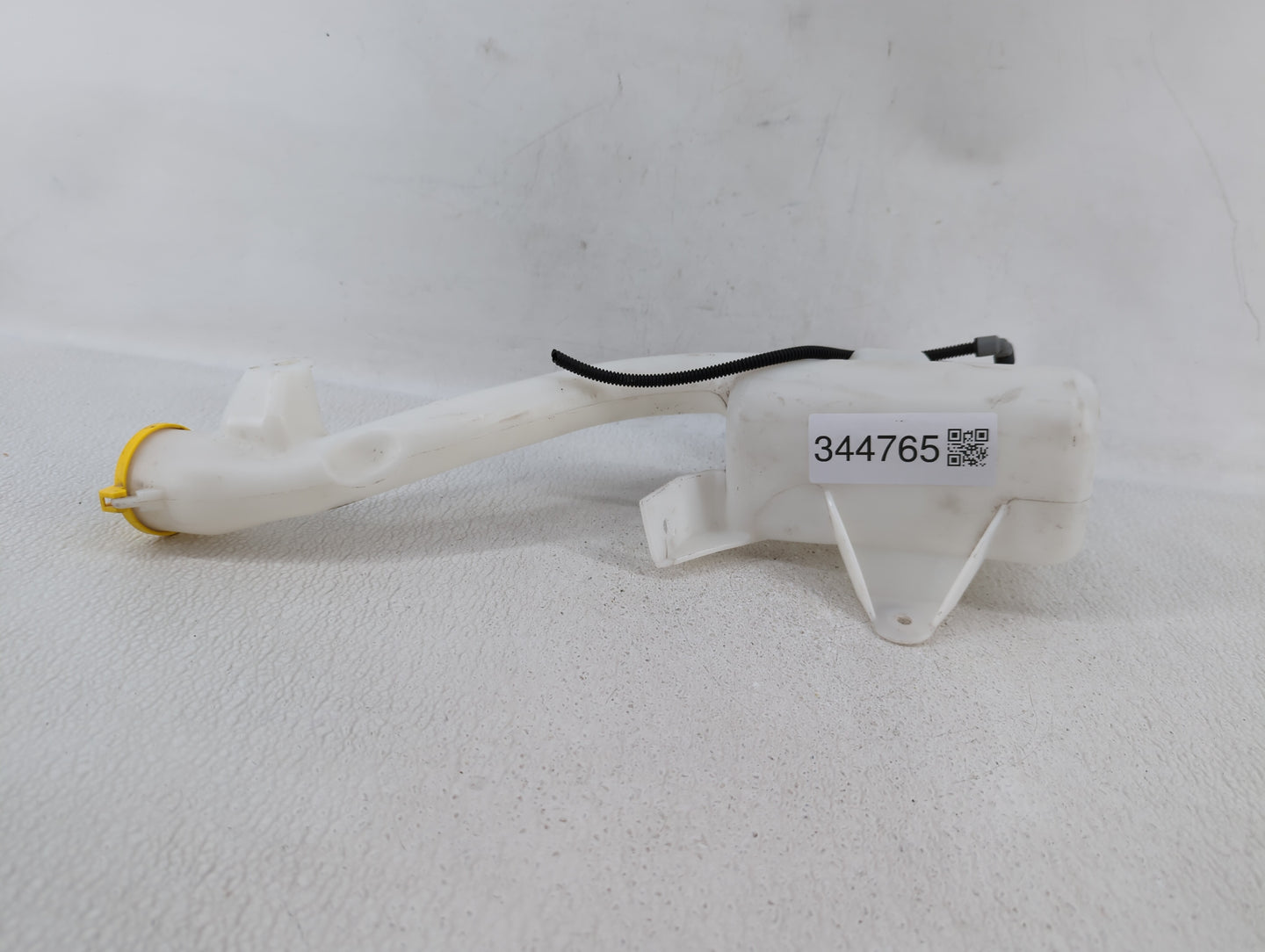 2008-2011 Ford Focus Radiator Coolant Overflow Expansion Tank Bottle - Oemusedautoparts1.com