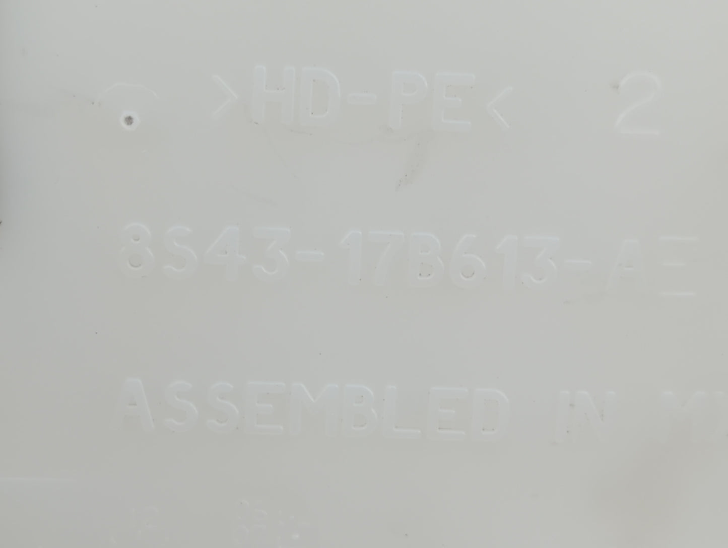 2008-2011 Ford Focus Radiator Coolant Overflow Expansion Tank Bottle - Oemusedautoparts1.com