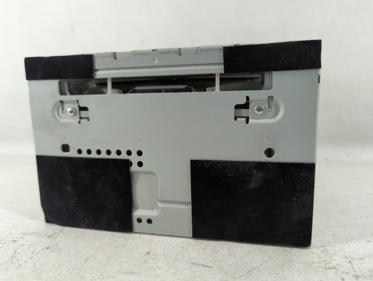 2010-2011 Ford Focus Radio AM FM Cd Player Receiver Replacement P/N:AS4T-19C157-AA Fits Fits 2010 2011 OEM Used Auto Parts -