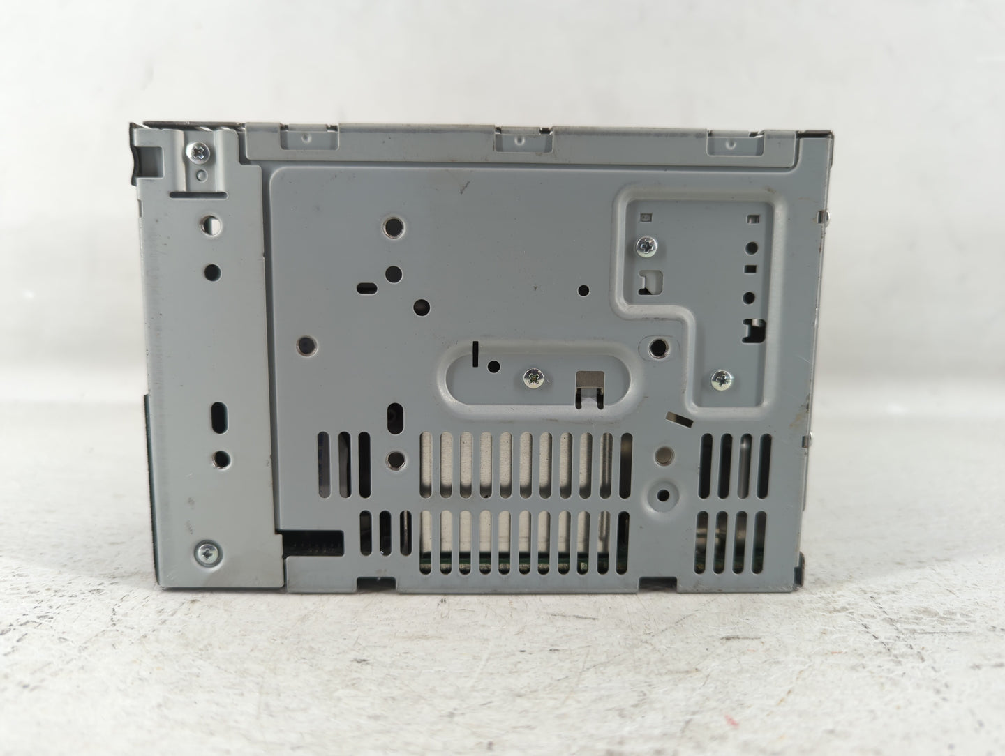 2010-2011 Ford Focus Radio AM FM Cd Player Receiver Replacement P/N:AS4T-19C157-AA Fits Fits 2010 2011 OEM Used Auto Parts -
