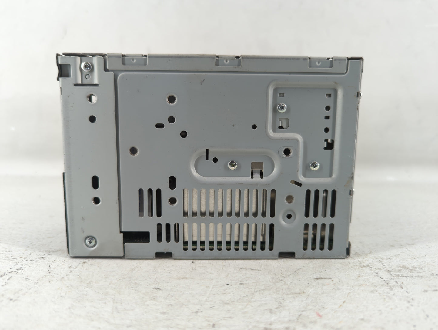 2010-2011 Ford Focus Radio AM FM Cd Player Receiver Replacement P/N:AS4T-19C157-AA Fits Fits 2010 2011 OEM Used Auto Parts -